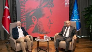 "Ellerinin İzinde" kitabının lansmanı yapıldı