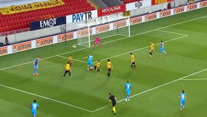 Göztepe, Trabzon'dan puansız dönüyor