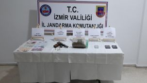 Hakkında arama kaydı bulunan şahıs, evinde uyuşturucu ile yakalandı