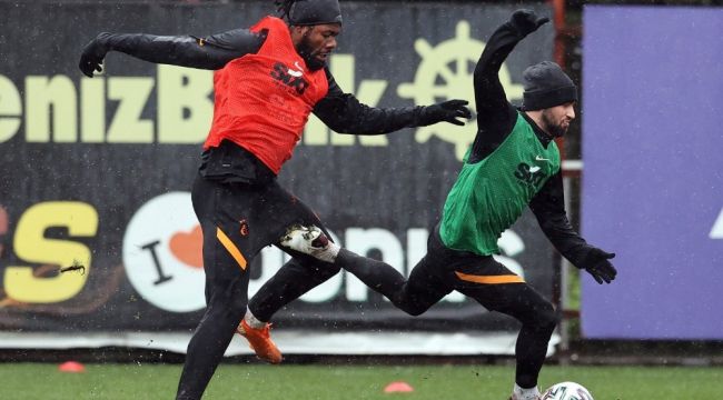 Henry Onyekuru ilk antrenmanına çıktı
