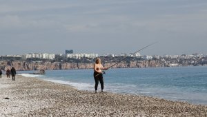 Her yerde kar var, orada bahar