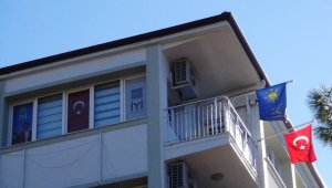 İyi Parti yönetimi düştü, binanın kilidi değiştirildi