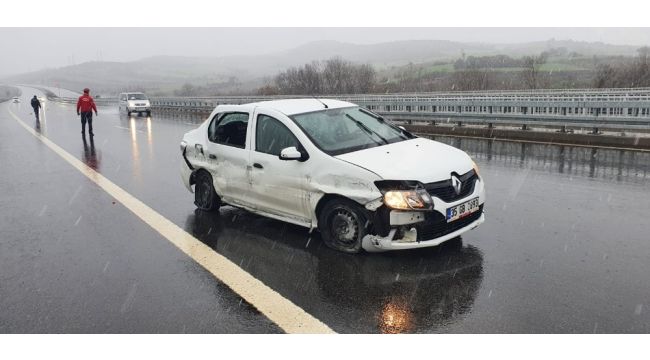 İzmir İstanbul otobanında trafik kazası: 5 yaralı