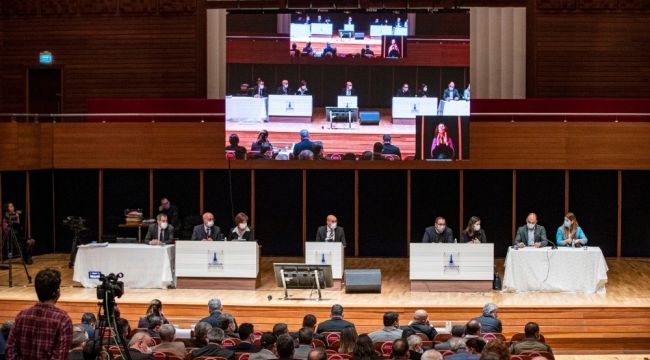 İzmir'de 108 bin esnafa yüzde 50 indirimli su