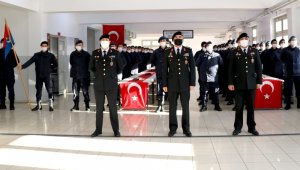 İzmir'de kısa dönem askerler yemin etti