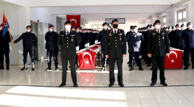 İzmir'de kısa dönem askerler yemin etti