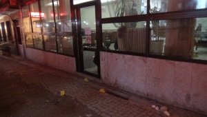 İzmir'de otelde silahlı saldırı: 1 yaralı