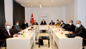 İzmir'deki sivil toplum kuruluşları Filistinli mülteciler için harekete geçti