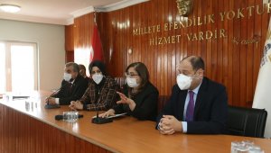 Kadın belediye başkanlarının kıskandıran dayanışması