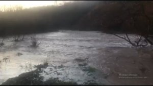 Kar yağışı sonrası barajları besleyen derelerde sular taştı