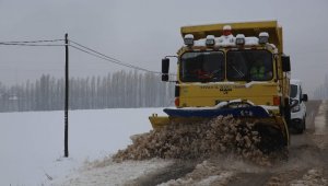 Karla mücadele başladı, çok sayıda personel iş başında