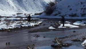 Kartopu oynarken bataklığa saplandı