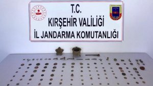 Kırşehir Jandarma'dan tarihi eser operasyonu