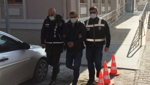 Konya'da karı kocayı öldüren zanlı adliyede