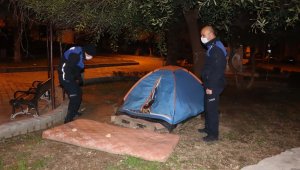 Kuşadası'nda belediye yardım eli uzattı