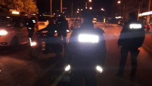 Kuşadası'nda otele kumar operasyonu: 5 gözaltı