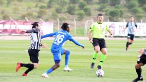 Lider Altay Bandırma'ya yenildi