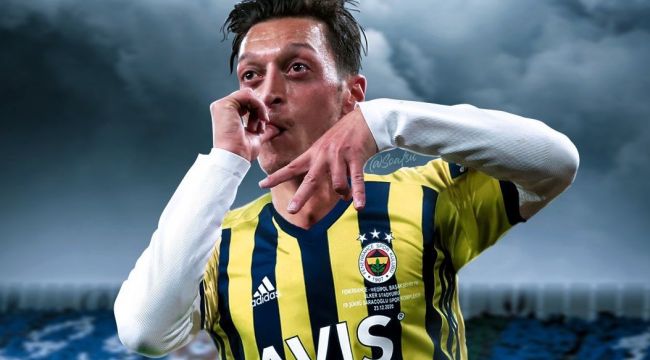 Mesut Özil, bu gece geliyor