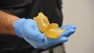 Midelerinden bunlar çıktı: Değeri 2.8 milyon