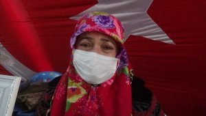 "Ne olur evine dön kızım"