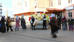 Ordu'da davullu-zurnalı satış