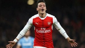 "Özil'in durumu birkaç gün içinde çözülecek"