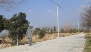 Pamukkale Belediyesi kilit parke taşları ile sokakları kaplıyor