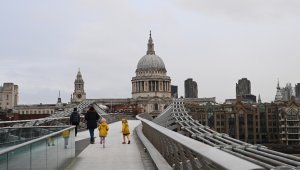 Panik: İngiltere'de günlük vaka sayısı 60 bini aştı