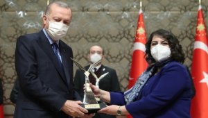 Prof. Dr. Çadırcı'ya TÜBİTAK'tan teşvik ödülü