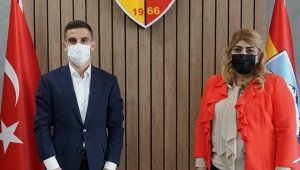 Ramazan Civelek imzayı attı