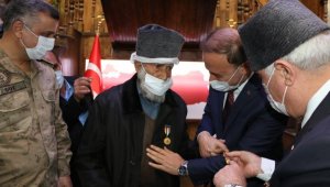 71 yıl sonra gelen mutluluk