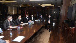 Şehre değer katan personele ödül