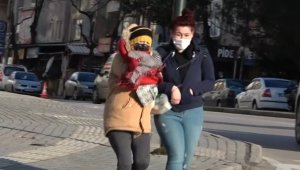 Şiddetli lodos vatandaşlara zor anlar yaşattı