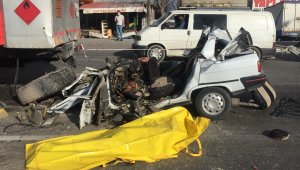 Tankere çarpan otomobil sürücüsü hayatını kaybetti