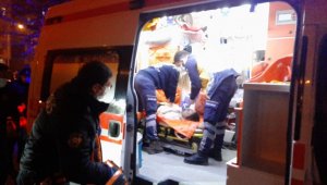 Tartıştığı eşini boğarak öldürdü