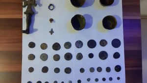 Torbalı'da tarihi eser kaçakçılarına operasyon