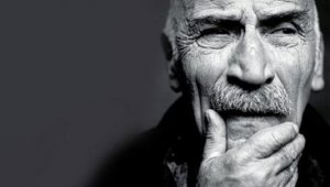 Tuncel Kurtiz, İzmit'te anılacak