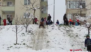 Yağan kar kısıtlamayı unutturdu