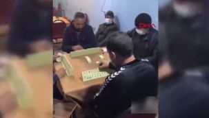 Yakalandılar! Cezayı kimin ödeyeceğini belirlemek için oyuna devam ettiler