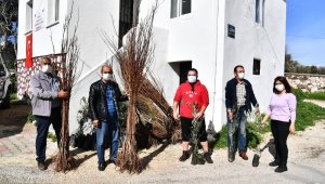 2021 yılının ilk fidanları üreticiyle buluştu