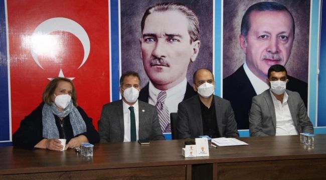 AK Parti İl yönetimi görev bölümü yaptı