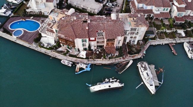 Alaçatı'daki hortumu yaşayanlar uçak düştü sanmış