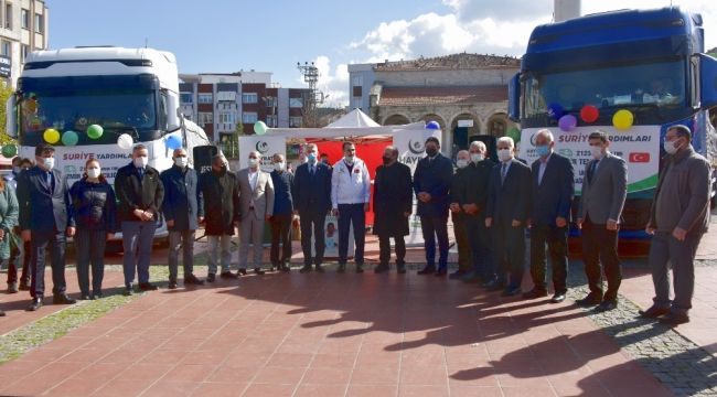 Aliağa'dan Suriye'ye iki tır yardım malzemesi gönderildi