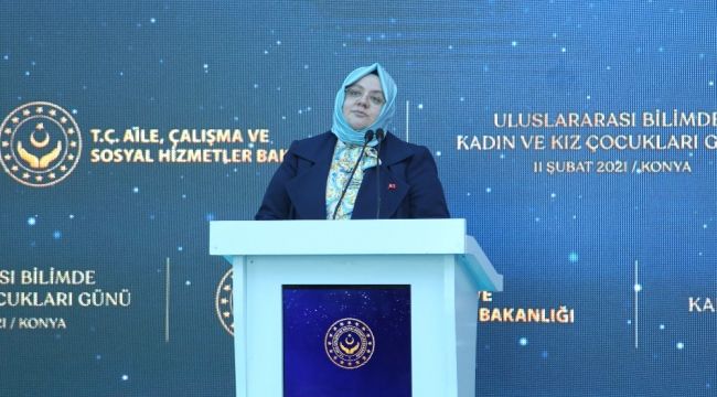 "Astronotlarımızın kadın olup olmayacağını konuştuğumuz bir dönemi yaşıyoruz"