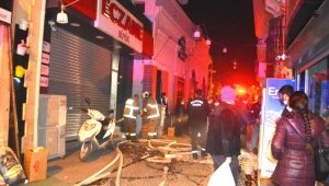 Ayvalık'ta ev yangını