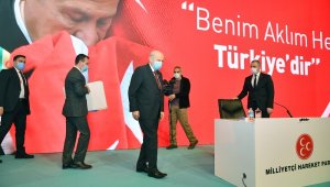 Bahçeli: "Yanlış ve mahsurlu olsa da Anayasa Mahkemesi'nin kararları bağlayıcıdır"