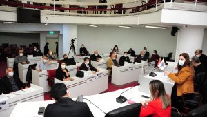 Balçova Belediyesinden esnafa bin TL maddi yardım