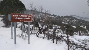 Bergama beyaza büründü