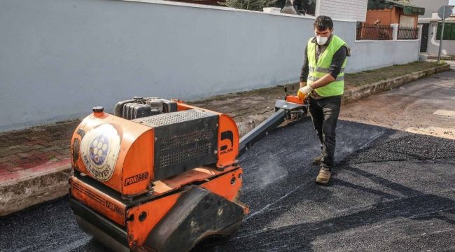 Buca Belediyesi, kentin sokaklarını emek emek yeniliyor