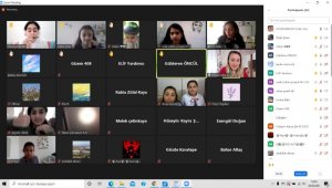 Çeşme'de çevrimiçi yazma etkinliği